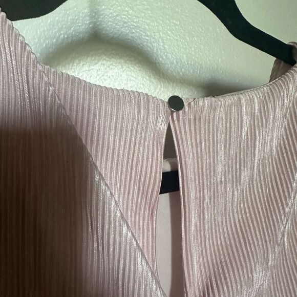 Banana Republic Pleated Sleeveless Blouse Top XS X-Small Women's Formal Tank - Picture 2 of 4